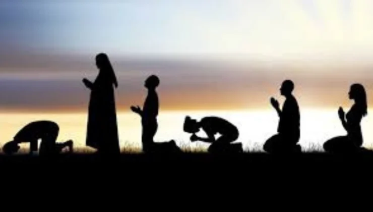 Din mi, Kültür mü? İhsan Eliaçık’tan “Folklorik İslam” Uyarısı