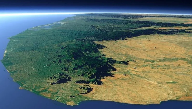 “Yeryüzü Allah’ın Ülkesidir”: Sınırları Aşan Bir Adalet Manifestosu