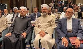 Ali Erbaş’tan Gurbetçilere Uyarı: “Bize Bakıp Müslümanlıktan Soğurlarsa Vebalini Taşıyamayız”