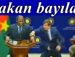 BAKAN CANLI YAYINDA BAYILDI!