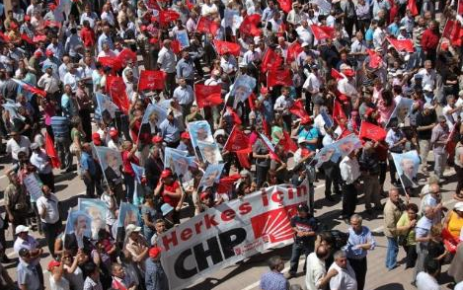 CHP’DE İKNA EKİPLERİ DEVREDE…