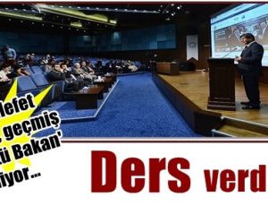 DAVUTOĞLU DERS VERDİ…