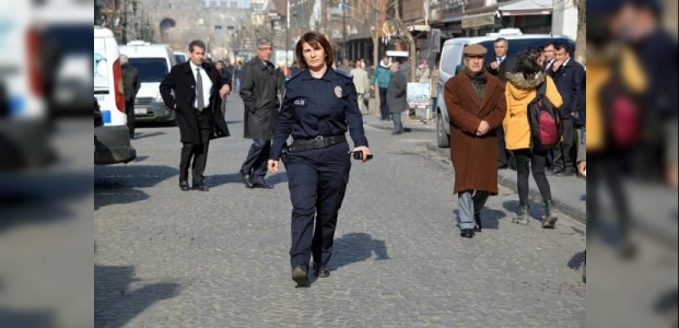 DİYARBAKIR'DA ASUMAN MÜDÜR DÖNEMİ!..