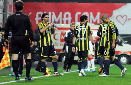 FENERBAHÇE ANTALYA’DA İYİ DEĞİLDİ…