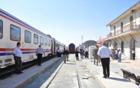 HAİNLER TRENİ KANA BULAYACAKLARDI…