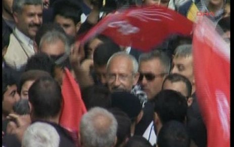 HAKKARİ’DE KILIÇDAROĞLU İZDİHAMI