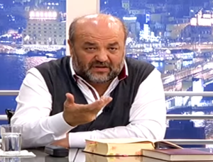 İslam’ın Beş Şartı mı, Onlarca İlkesi mi? Eliaçık’tan “Ahlak” Temelli Din Analizi