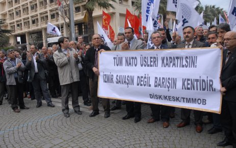 İZMİR SAVAŞIN DEĞİL BARIŞIN KENTİDİR