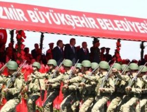 İZMİR’DE KURTULUŞ COŞKUSU…