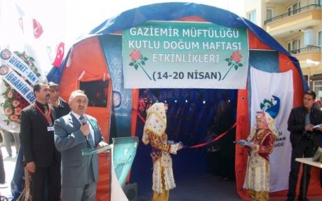 KUTLU DOĞUM HAFTASI’NDA ÇOCUKLARA HEDİYE