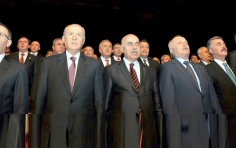 MHP’DE HEDEFTE 3 İSİM VAR…