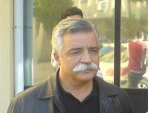 OZAN ARİF DE BAYRAK AÇTI…