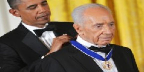 PERES’E ÖZGÜRLÜK MADALYASI