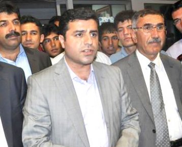 PES ARTIK! MİLLETİ APTAL SANIYORLAR!