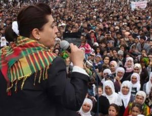 TERÖRİSTBAŞI ÖCALAN ÖĞRETMEN OLACAKMIŞ!