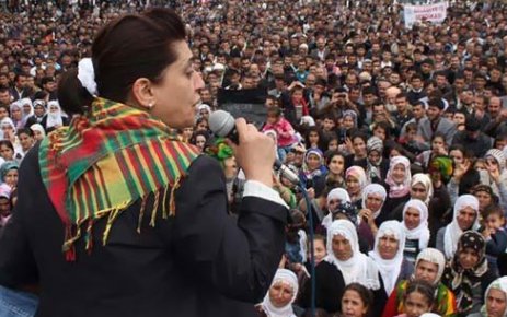 TERÖRİSTBAŞI ÖCALAN ÖĞRETMEN OLACAKMIŞ!