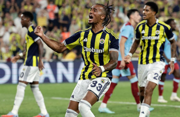 Fenerbahçe, Feyenoord’u 5-2 Mağlup Etti! Şampiyonlar Ligi’nde Play-Off’ta