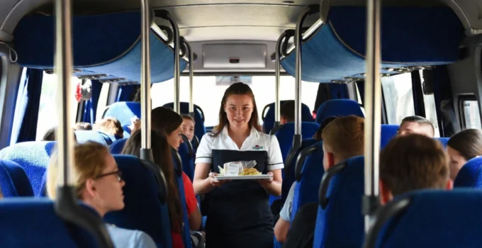 Otobüste İkram Devri Bitiyor mu? Ücretsiz Menü Yerine Paralı Satış