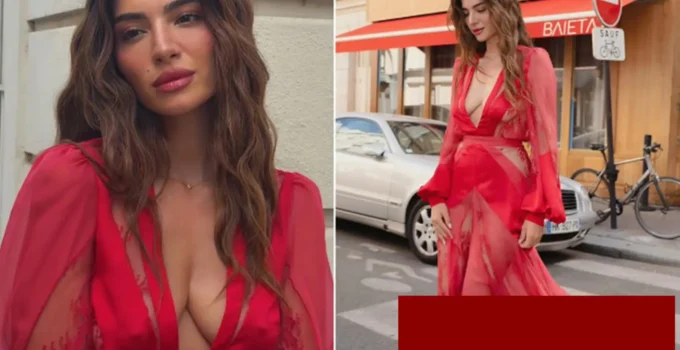 Melisa Aslı Pamuk'un Paris Moda Haftası'nda tercih ettiği kırmızı elbise ve sosyal medyada gündem olan tarzını temsil eden görsel.