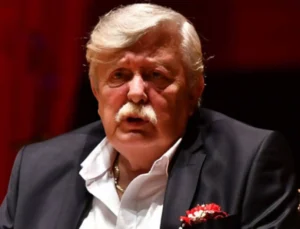 Aziz Üstel Kimdir? Gazeteci ve Galatasaray Eski Yöneticisi Hayatını Kaybetti