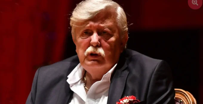 Aziz Üstel kimdir? Gazeteci, yazar ve Galatasaray'ın eski yöneticisi Aziz Üstel 80 yaşında hayatını kaybetti.