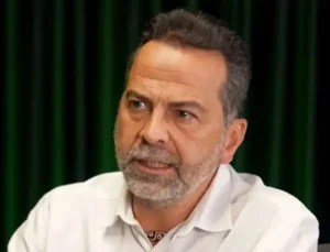 Nasuh Mahruki Kimdir? 15 Temmuz Paylaşımı Sonrası Neden Tutuklandı?